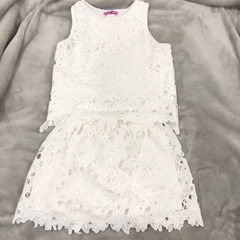 Aqua 2 pc girls dress set size L
